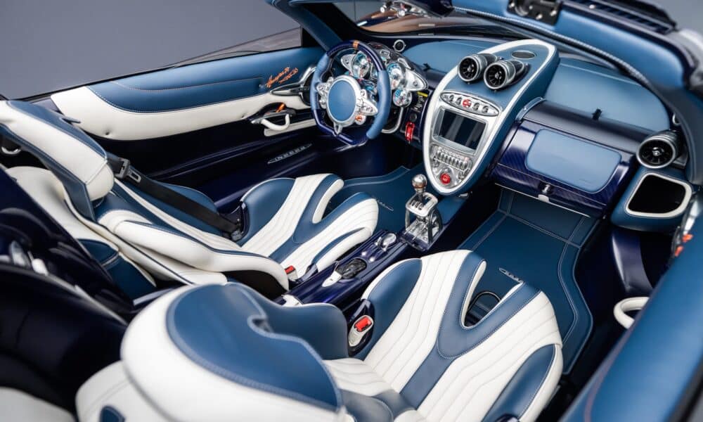 Pagani Huayra 70 Derecho interni