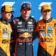 Max Verstappen in mezzo a Lando Norris e Oscar Piastri a Monza nel 2025 (© Red Bull Content Pool)