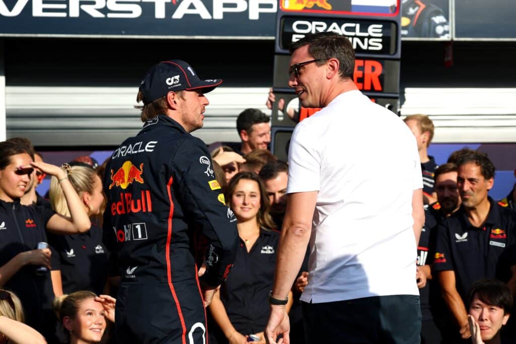 Max Verstappen e Mark Mateschitz nel 2025 (© Red Bull Content Pool)