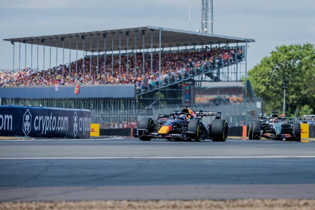 Max Verstappen e Oscar Piastri a Silverstone (© Red Bull Content Pool)