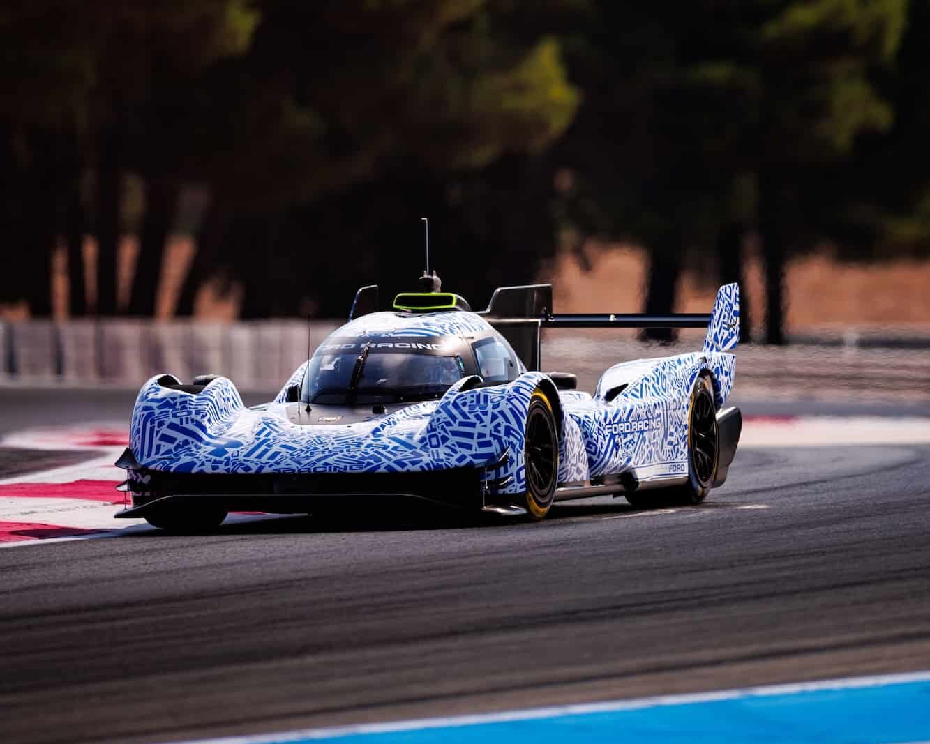 Ford Racing durante i test al Paul Ricard con l'Hypercar