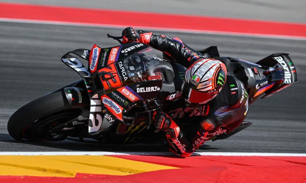 Marco Bezzecchi in pista ad Aragon (© motogp.com)
