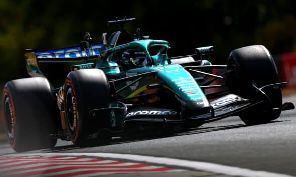 Lance Stroll con l'Aston Martin AMR26 in Ungheria (© astonmartinf1.com)