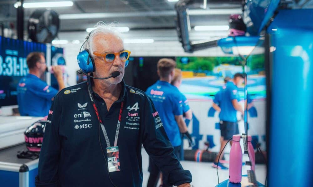 Flavio Briatore durante il GP di Ungheria 2026 (© alpinef1.com)
