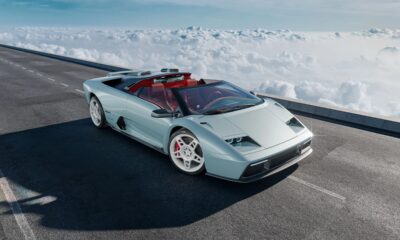 eccentrica v12 roadster