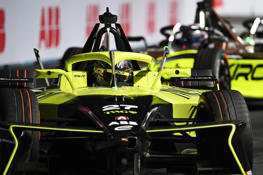 Jake Dennis (© FIA Formula E/Sam Bagnall/LAT Images)