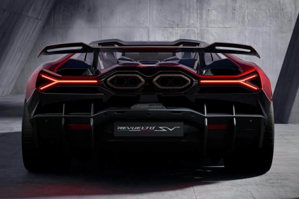 Il posteriore della Lamborghini Revuelto SV (© Lamborghini)