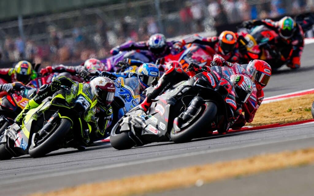 Un'immagine della Sprint Race del GP di Gran Bretagna 2026 (© motogp.com)