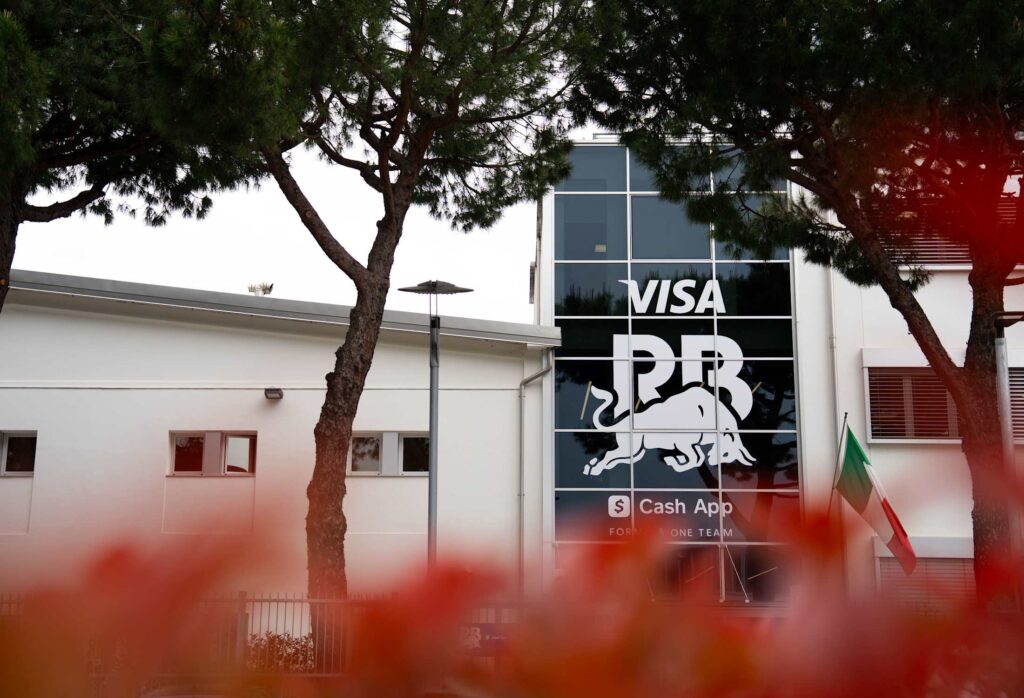 La sede della Racing Bulls (© visacashapprb.com)