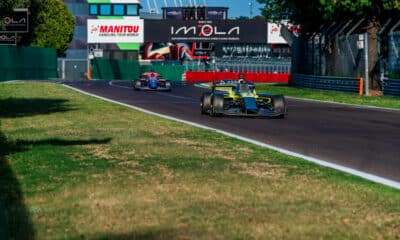 Le EAV-26 dell'A2RL sul rettilineo di Imola (© A2RL)