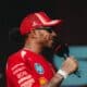 Lewis Hamilton nella fanzone di Baku (© Ferrari Media Centre)