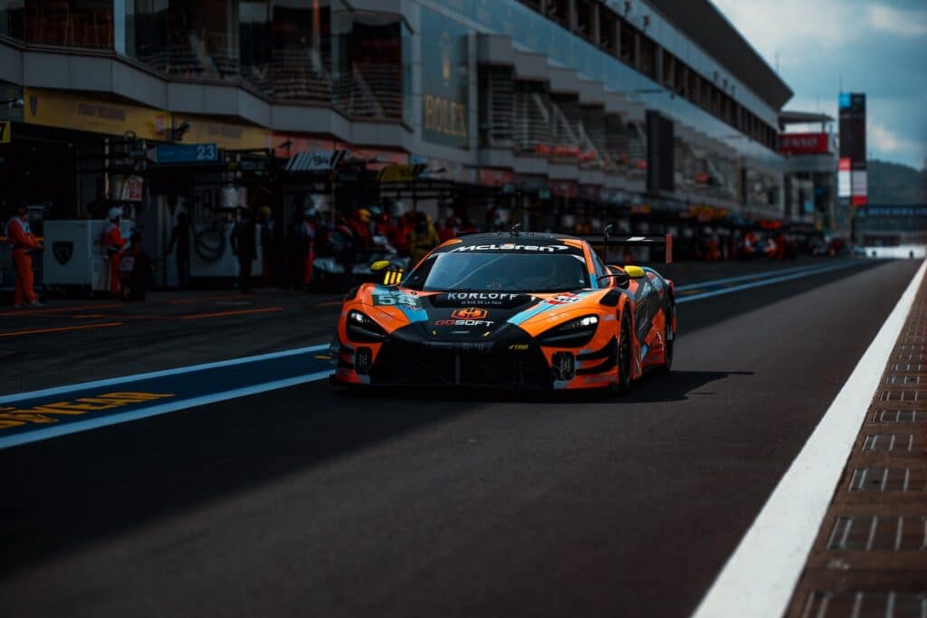 La #58 McLaren Garage 59 (© DPPI / FIA WEC)