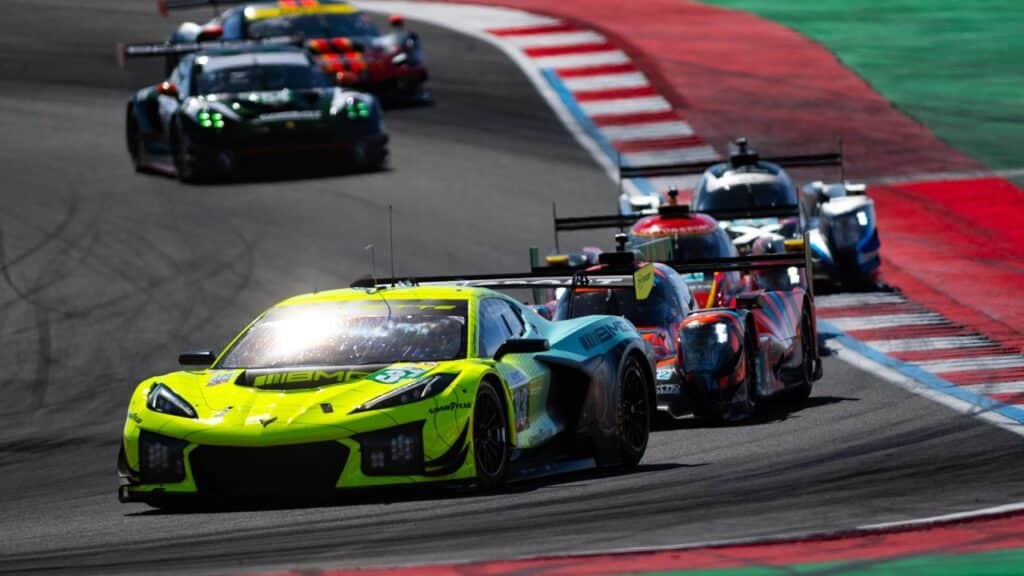 La #33 Corvette TF Sport durante la 4 Ore di Portimao (© ELMS)
