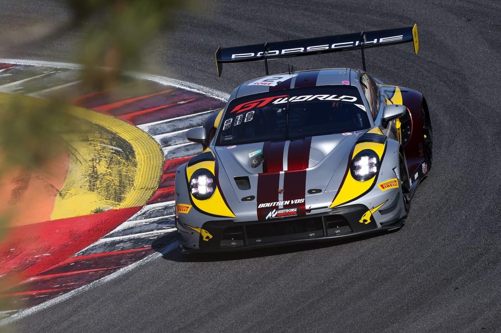 porsche #2 gt world challenge Portimao
