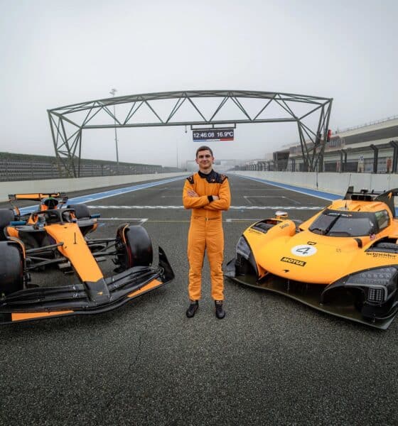 Leonardo Fornaroli con la McLaren MCL39 e la McLaren MCL-HY (© mclaren.com)