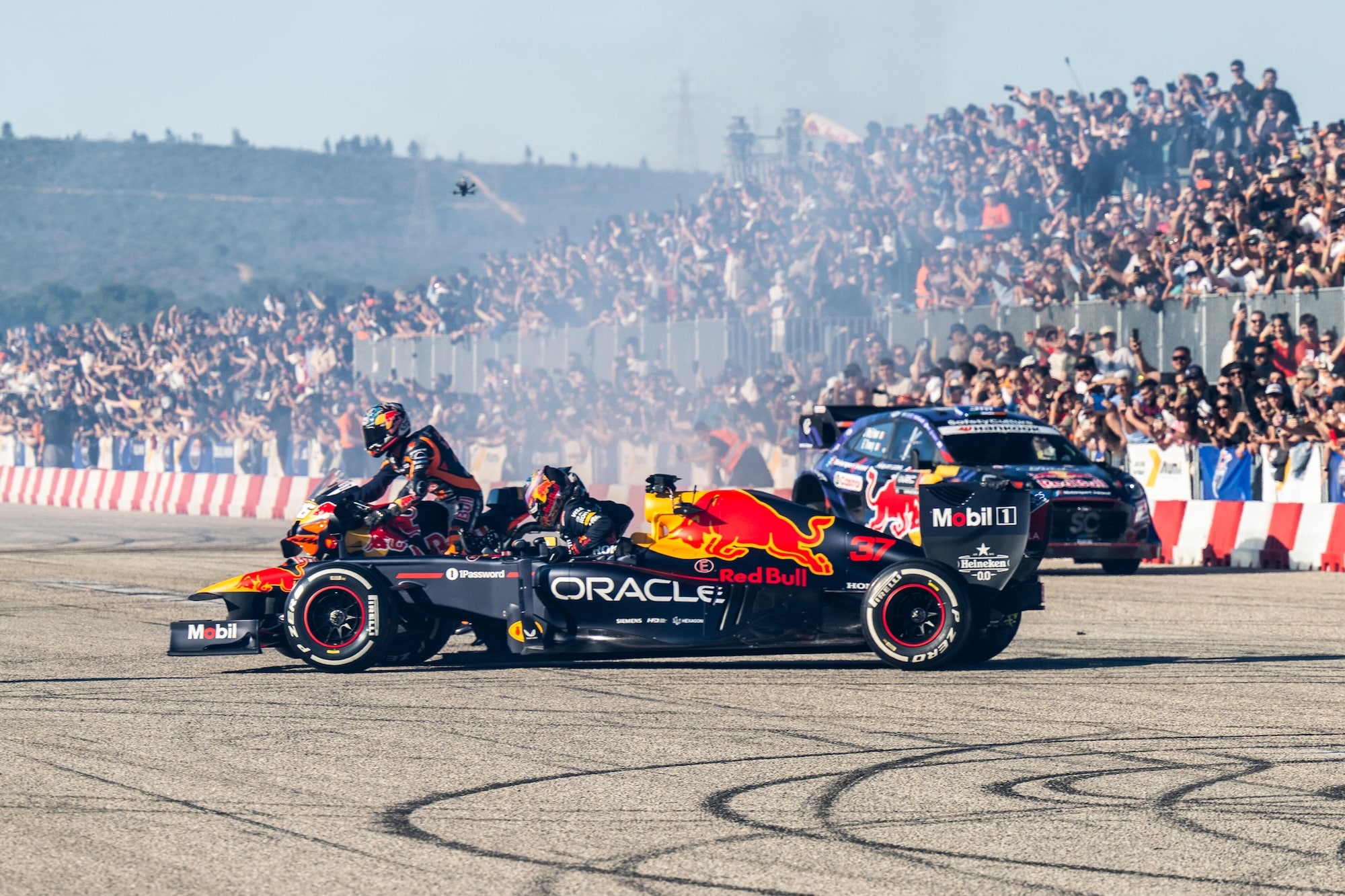 Dani Pedrosa durante un evento Red Bull in Grecia