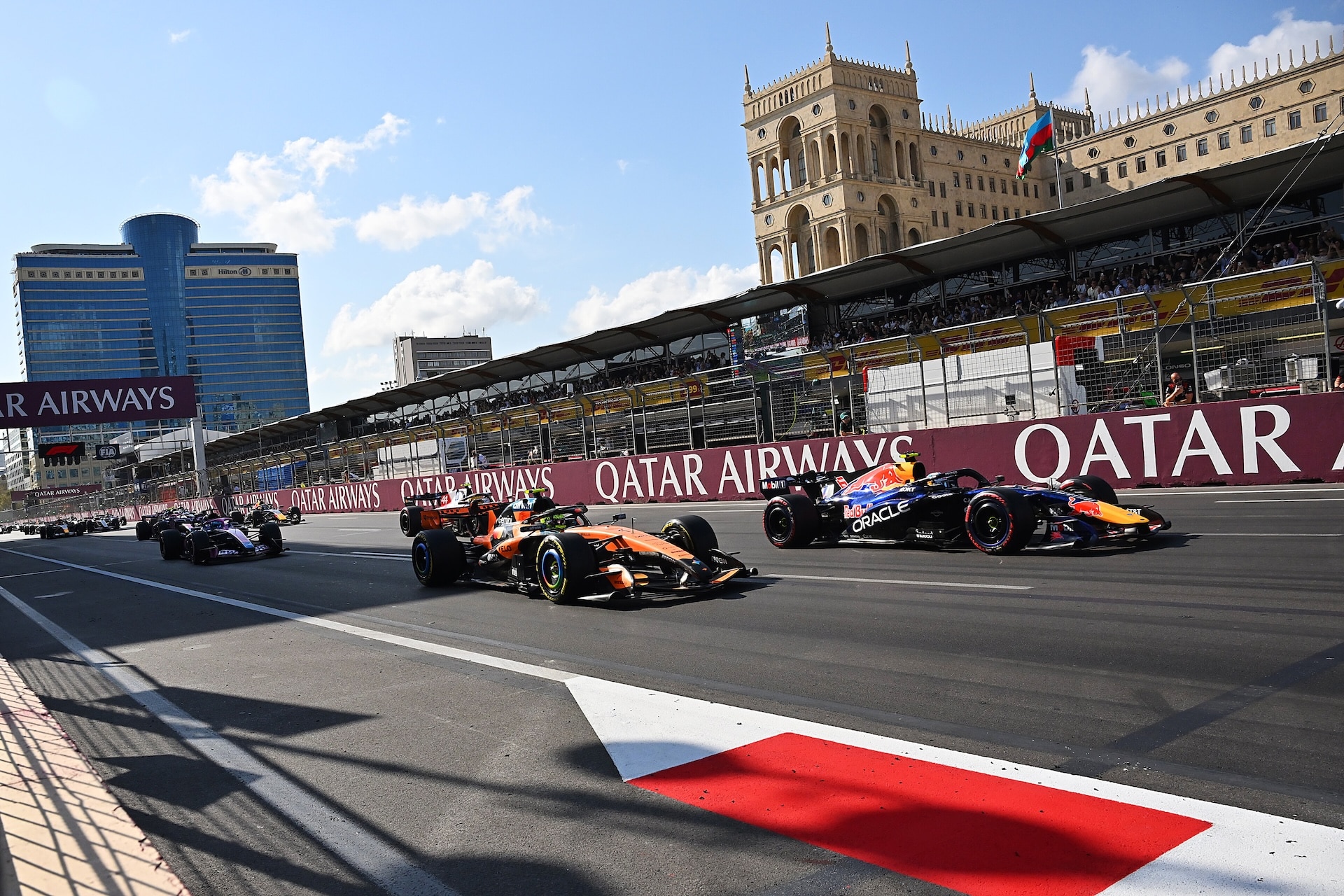 Una fase del GP d'Azerbaijan (© Red Bull Content Pool)