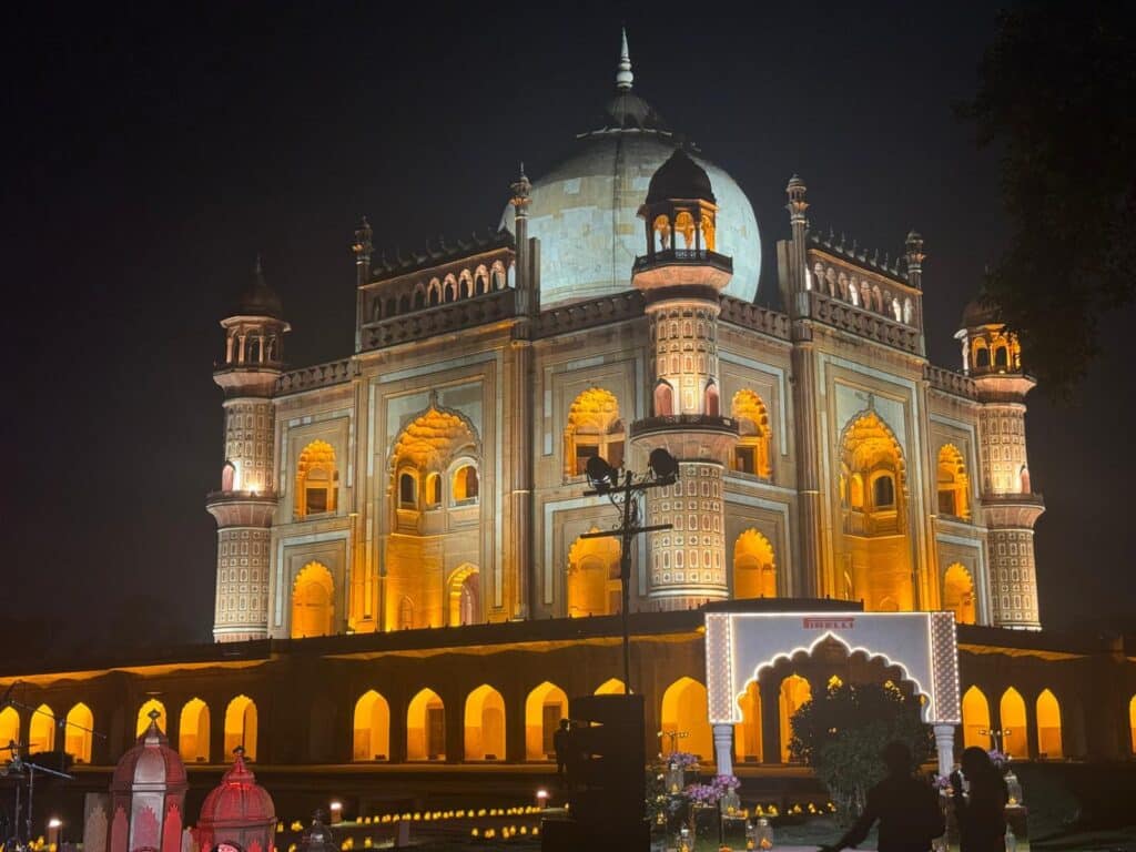 La Safdarjung Tomb allestita per l'evento Pirelli (© dott. Vittorio Gerri)