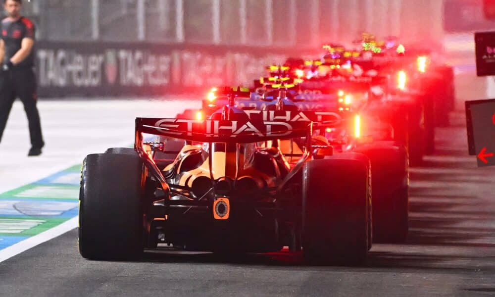 La F1 in azione a Singapore
