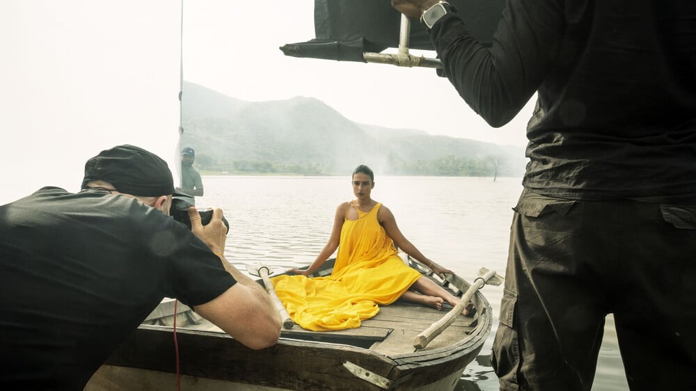 Avani Rai, fotografata da Sølve Sundsbø (© Pirelli)