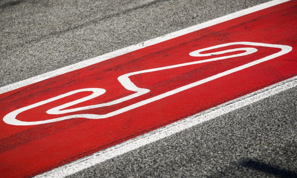 Dettaglio della pit lane del Circuit de Barcelona-Catalunya (© FIA WEC - DPPI)